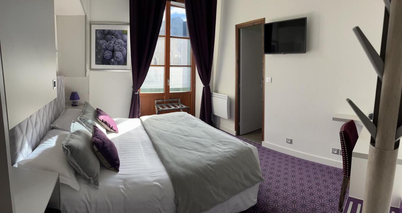 Logis Hotel Des Messageries Arbois Luaran gambar
